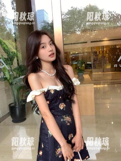 66吃瓜网址：黑暗中的瓜，你敢不敢收？