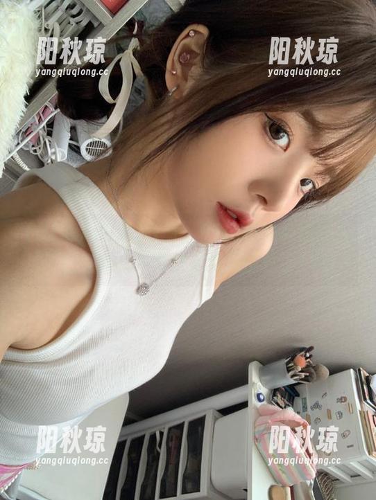 91吃瓜中心 哎呀,91吃瓜中心在线入口在哪儿?我快被这瓜围住了!
