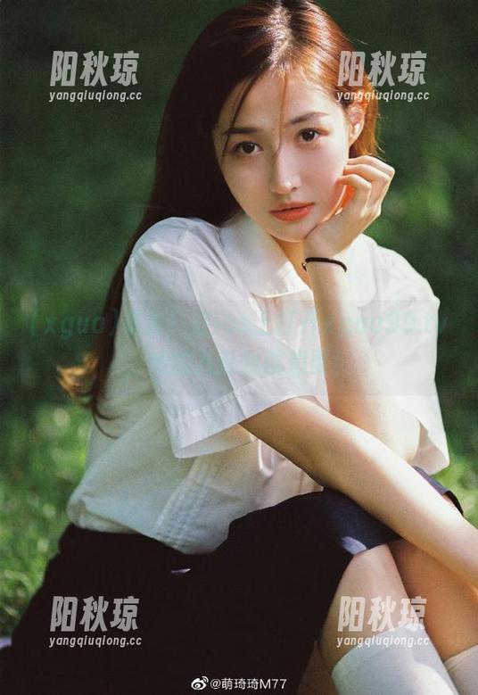 暴击！在ios上打开xgua99.tv，她的八卦我就想要！
