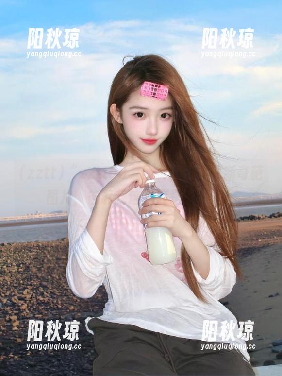 “zztt08”网页，正在更新奇葩图片，告诉我这到底是干嘛的！