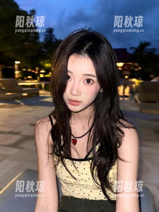 精致的猪猪女孩也来五一吃瓜群众在线，趣味怎么停得下来？