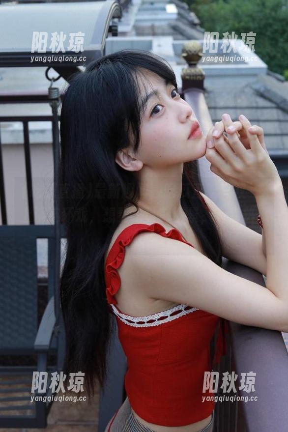 吃瓜直播 最新趣闻,吃瓜直播又双叒叕上演连环戏,想到了以前场景,有点熟悉!
