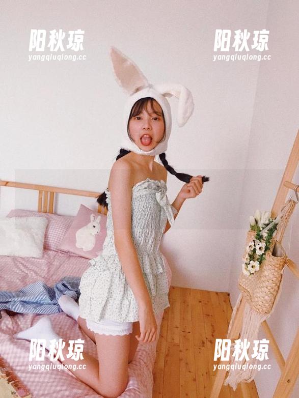 吃瓜网来啦！快来打开免费的“吃瓜传送门”，叹上一口“绝世美瓜”！