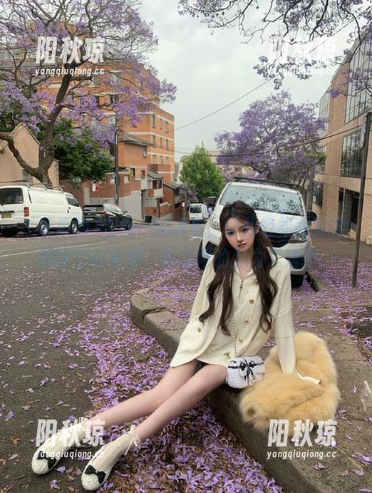 在线一键观看，让我轻松啃到穿越时空的奇妙，吃瓜网的魅力无法挡。