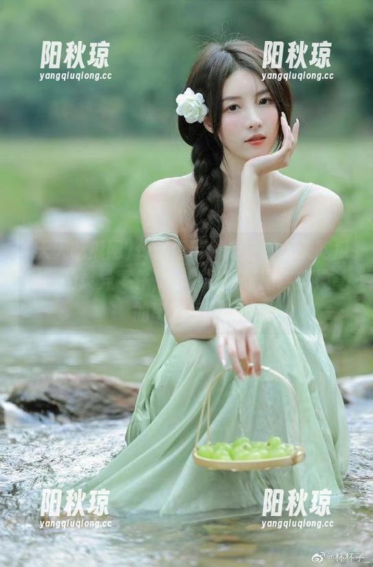 传送门带我走进“天天吃瓜网”的灵异事件，哈，被娱乐圈这些神奇的事逗乐了。