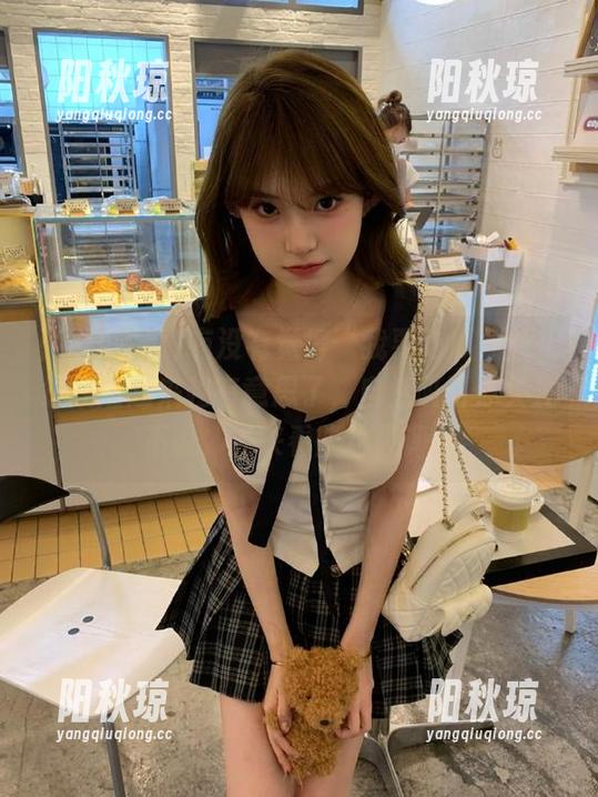 我要吃瓜 有没有觉得“我要吃瓜”的网址改版越来越有意思了,自然吸引你关注不说,再来看些垃圾评论