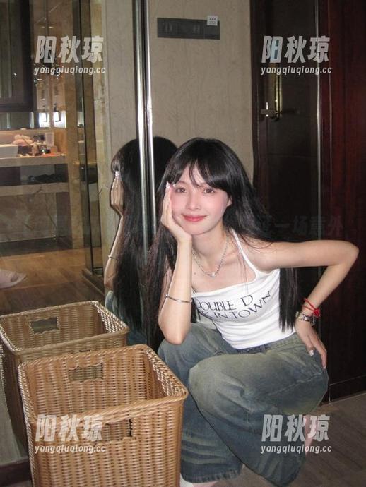 网曝吃瓜，在线见证一场意外的爱情游戏