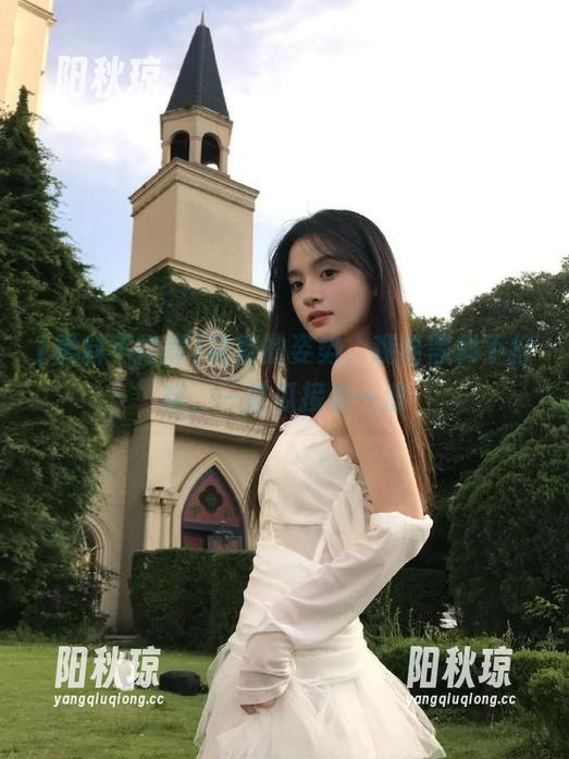 喝茶的姿势，观看黑料不打烊，一波瓜接着一波
