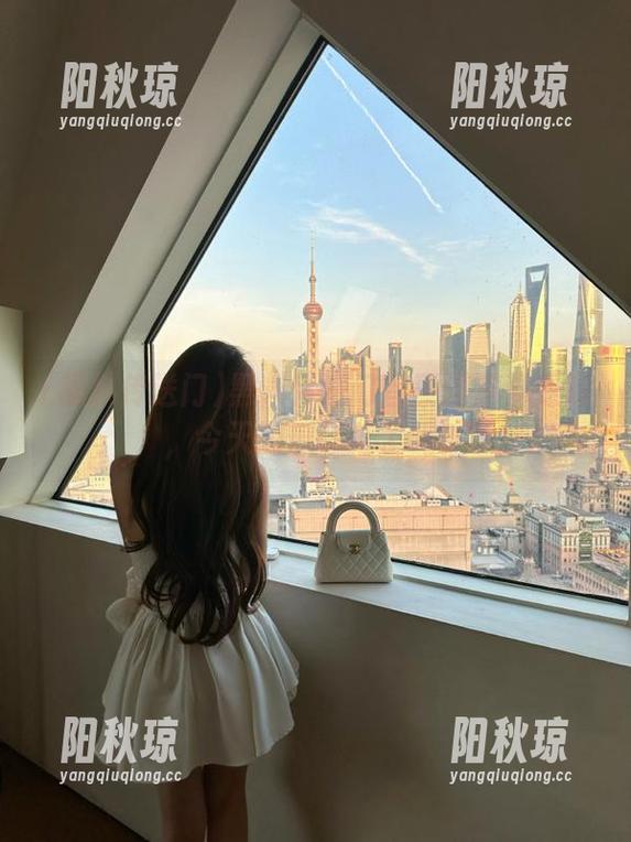 黑料传送门首页满满都是戏，今天的瓜你吃了吗？