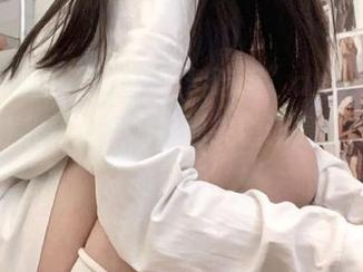 每次“黑料吃瓜”app更新去查，让我怀疑这游戏的关键词是“吃瓜群众的快乐”！