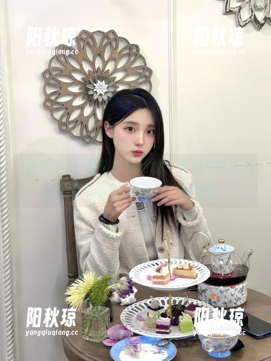 黑料吃瓜网址，真的把我困在这个奇怪的app里了，快救我！