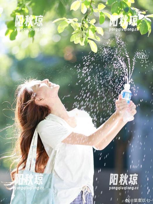 黑料社区 走进网页的黑料社区,在线捡瓜捡到手软,连自己都变成了瓜友!