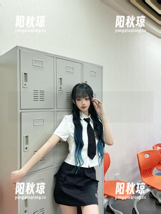 黑料网曝 黑料网曝:2025的瓜又甜又涩,永不迷路的追瓜之旅